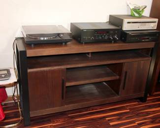 Devon DP300F Turntable, Yamaha R-5500 Receiver, Harmon / Kardon CD291 Cassette Deck, Yamaha CD-C600 CD Changer