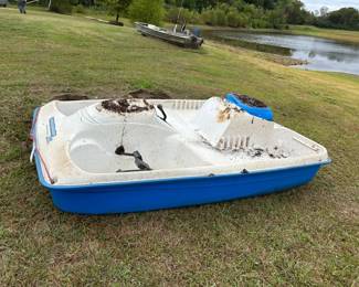 WATER WHEELER PEDAL BOAT