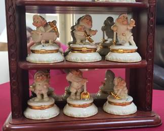 Disneys Snow White LENOX Treasures Boxs With Trinkets