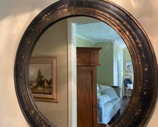 Round Mirror