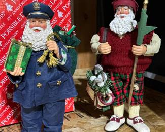 Nice selection of vintage ‘Possible Dreams - Clothtiques’ Santas, most with original boxes and metal tags
