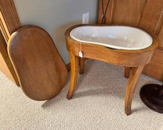 Antique Belgian porcelain bidet