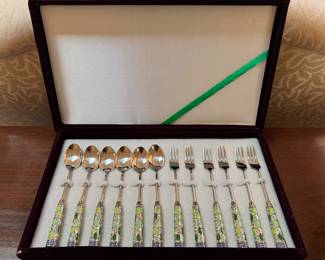 Never Used vintage Seoul Korea cloisonnet spoon/fork set in original box 