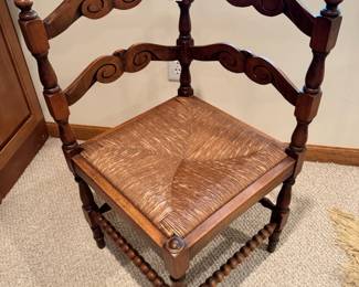 Antique corner arm chair