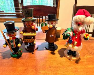 Vintage wood W. Germany smokers, including a music box version by Steinbach
