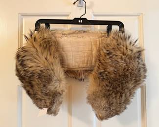 Vintage fur collar
