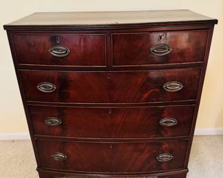 Antique Hepplewhite Mahogany wood 5 drawer dresser ca. early 1800’s