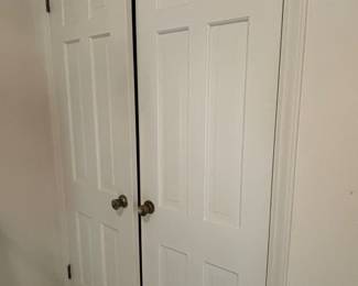 Bring your OWN TOOLS to remove doors, etc....