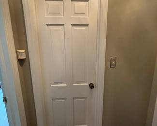 Bring your OWN TOOLS to remove doors, etc....