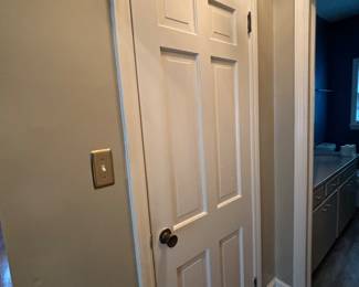 Bring your OWN TOOLS to remove doors, etc....