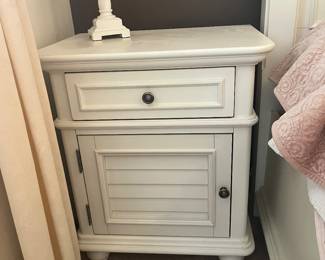 Nightstand 