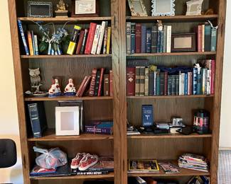 Book shelves & decor 