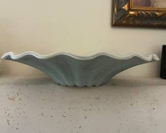 Red Wing USA flower bowl