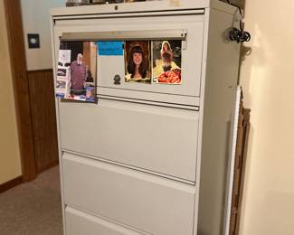 Metal lateral file cabinet. Great for storage. 