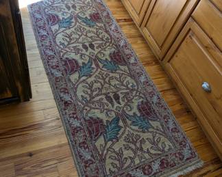 Lot #173 - Traditional Wool Runner Rug - Elegant Floral Design with Fringe Accents