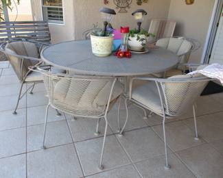 Patio Table and 4 Chairs