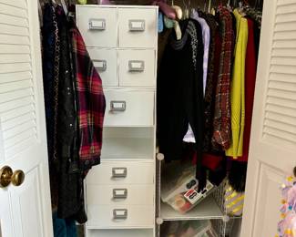 Bedroom closet storage containers