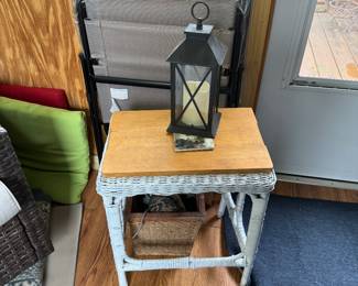 Wicker tables