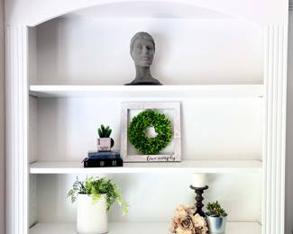 Decor and Statue