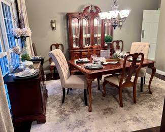 Lexington Dining Room Set