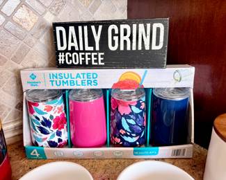 New in Box Tumblers Set