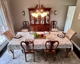 Lexington Dining Room Set, Dining Table and Chairs, Illuminated Display Cabinet