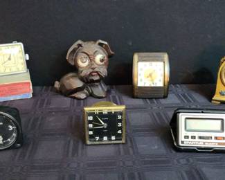 Set 7 of Small Vintage Clocks 