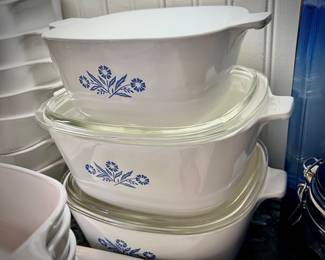 20 pieces of Corningware "Blue Cornflower" casserole dishes, pots, and pie dish