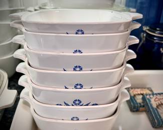 20 pieces of Corningware "Blue Cornflower" casserole dishes, pots, and pie dish