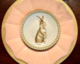Bunny desert plates on pink dinner plate and gold charger