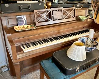 Everett upright piano