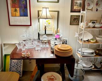 Vintage drop-leaf dining table