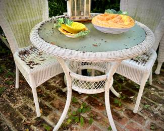 3 piece white wicker set