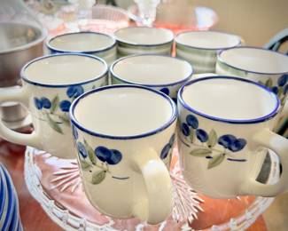 Blue and green blueberry china set