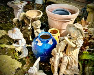 Outdoor statues and art