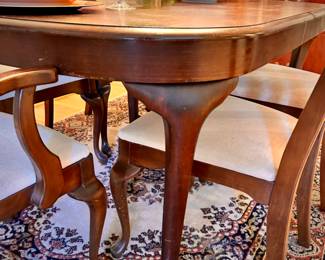 Vintage dining table with leaf and six chairs