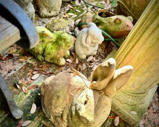 Outdoor statues and art