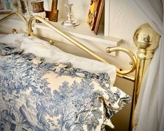 Full brass bed (includes mattresses)