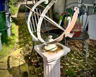 Outdoor statues and art