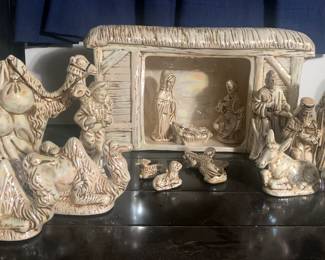 Doc Holiday 17pc Ceramic Nativity Set 