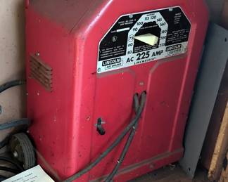 Lincoln Electric Arc Welder, Model AC-225-S