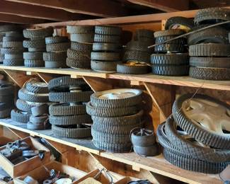 Lawn Mower Tires, Various Sizes And Styles