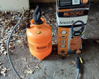 RL Pro-Flo Commercial Sprayer, In Original Box, RL Jumbo Sprayer And More, Various Sizes, Qty 7 