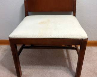 Alfred H Hoefer & Sons Vanity Bench, 22" x 22" 16"