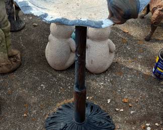 Metal Bird Bath With Frog 35" Tall 18.5" Diameter 