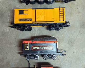 Ertl Metal 966 Farmall Tractor And Train Including Track