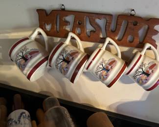 GRADUATED MEASURING CUPS.