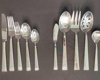 Dansk cutlery and serving pieces 