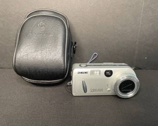 Sony Cybershot camera & case