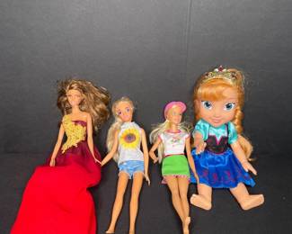 Barbie & Frozen dolls